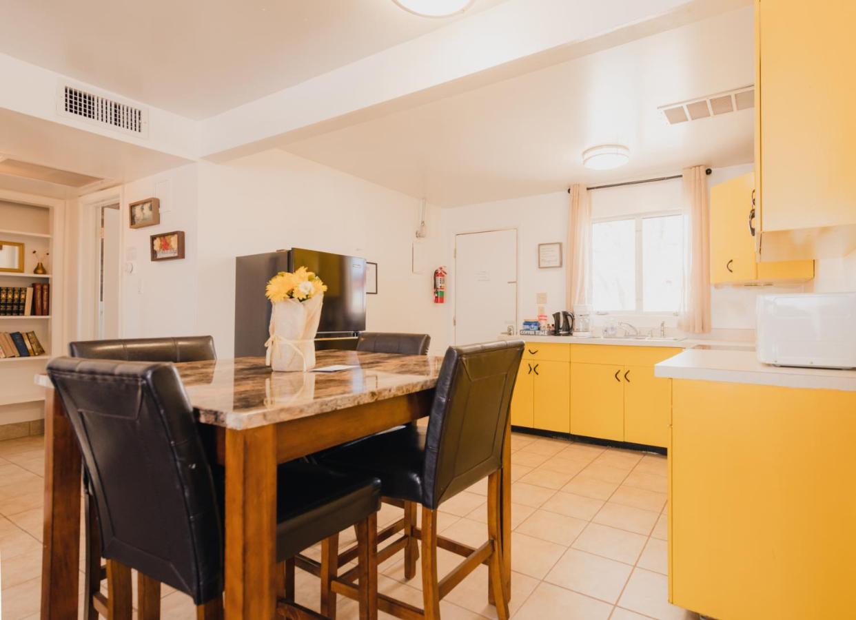 1 Or 3 Bedroom Apartment With Full Kitchen Page Dış mekan fotoğraf